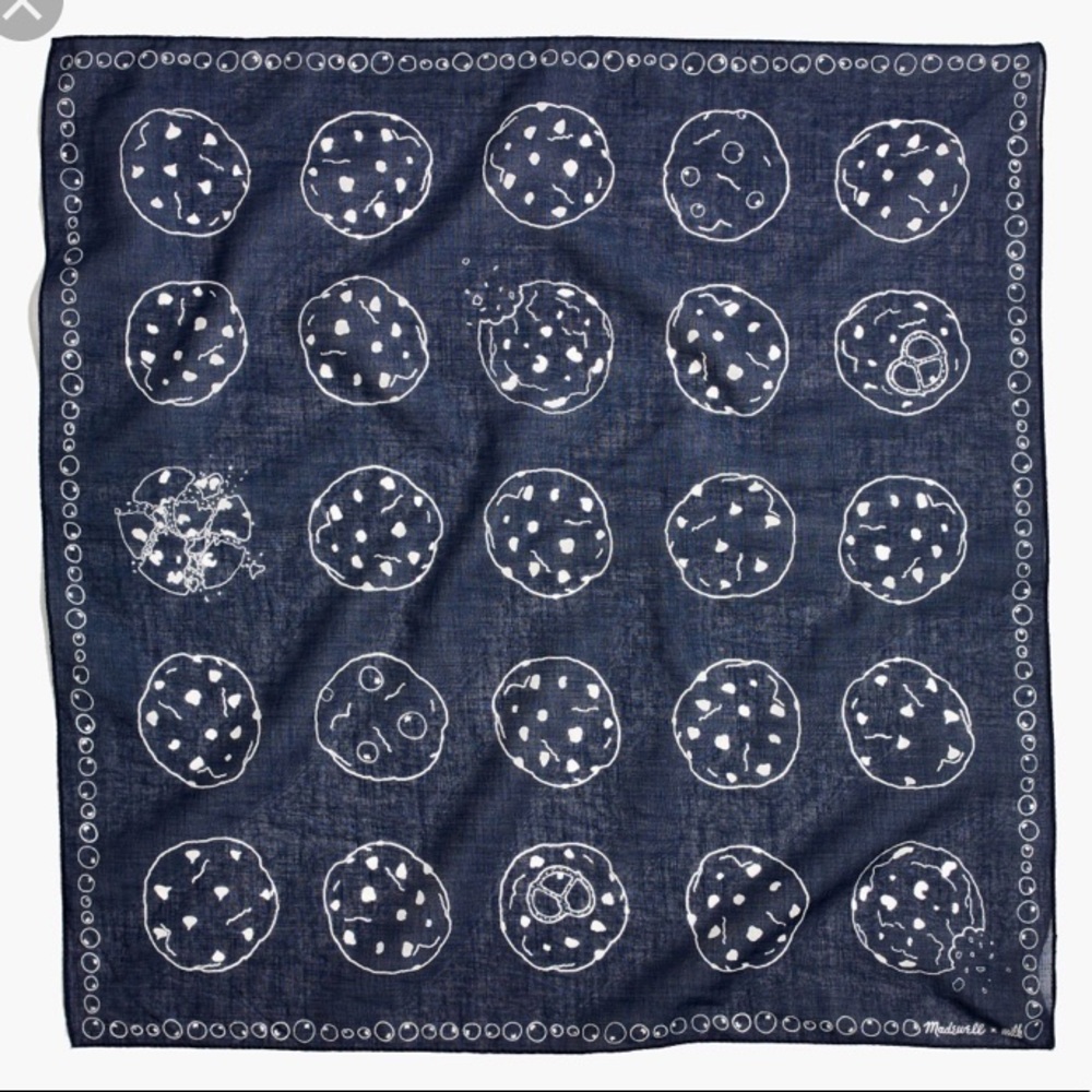 ISO!Please message me if you are selling 🙏🏻🙏🏻